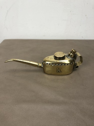 Kayes brass oil can - brass, pt