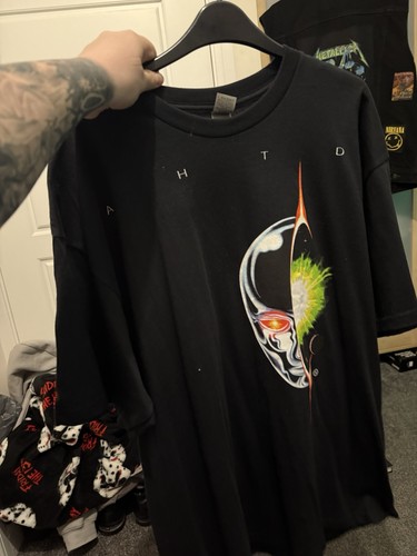 The weeknd merch - merch, vip