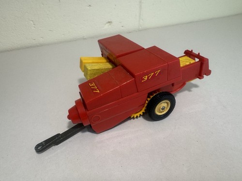 Britains farm red - red, new