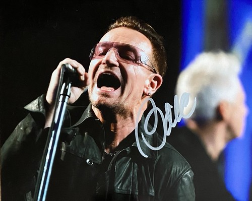 Bono autographed 8x10 photo - u2,