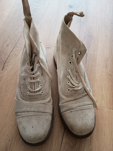 Vintage cricket shoes boots - vintage,