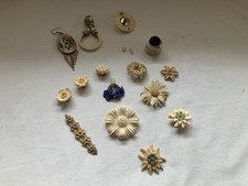 OLD VINTAGE ASSORTED BONE