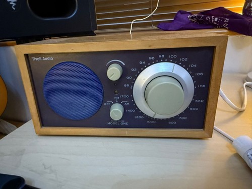 Tivoli audio henry kloss - tivoli,