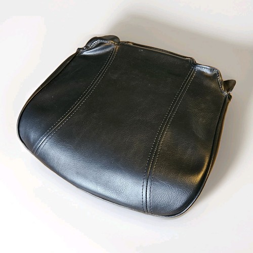 Bottom seat cover with padding - bottom,