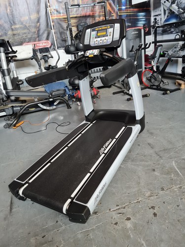 Serviced life fitness 95t - serviced,