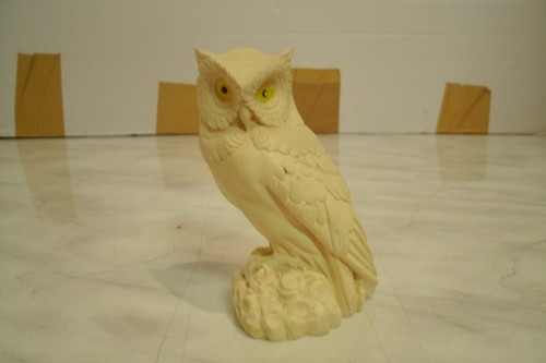 Vintage ivory colour resin - ivory,