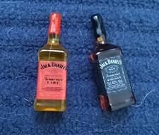 Dolls House 1:12 2 Miniature