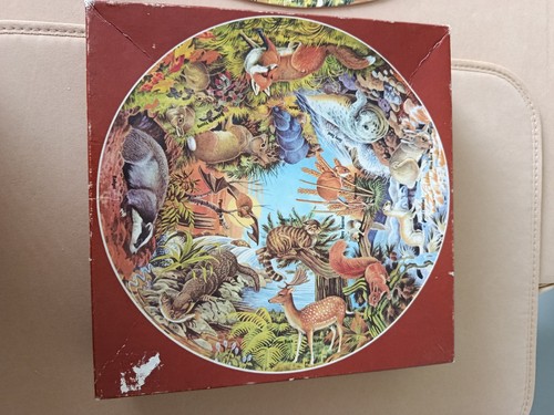 Mammals 500 piece - piece, vintage