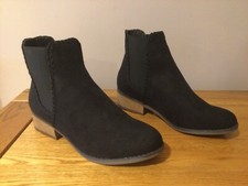 Dolcis “Pasha” Low Heel