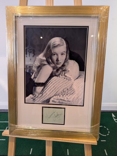 Veronica lake hand signed - hand,