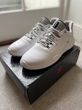 PAYNTR 002 LE Spikeless Golf