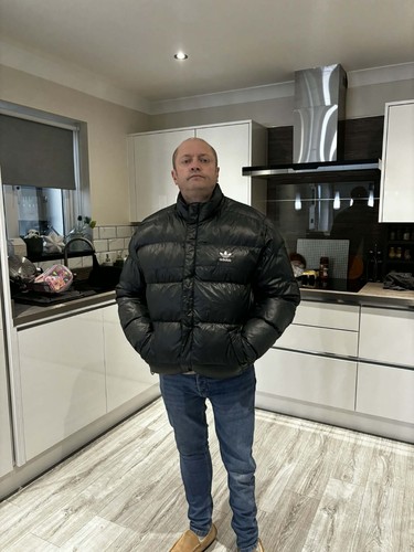 Adidas coat puffa size large - puffa,