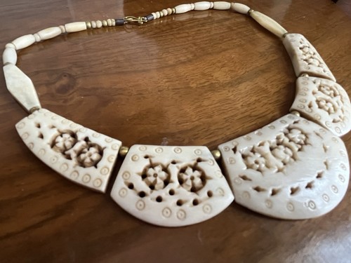 Vintage hand carved - hand,