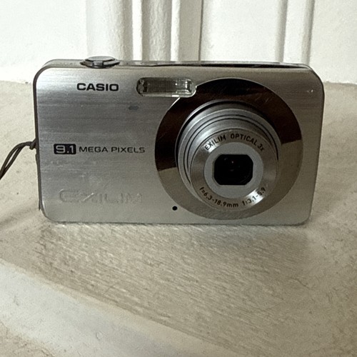 Casio digital camera exilim - digital,