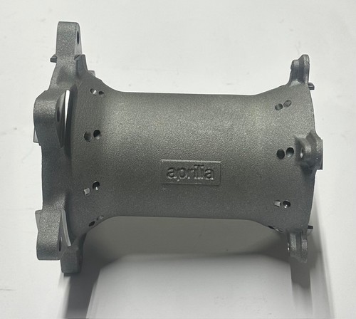 Rear wheel hub - hub, assembly