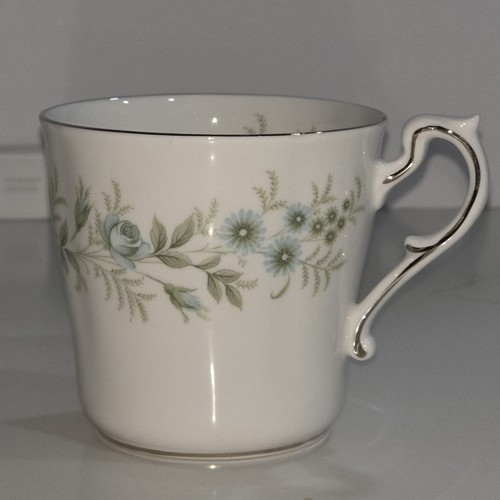 Paragon debutante bone china - paragon,