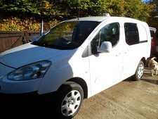 PEUGEOT PARTNER CRC HDI VAN 2015 LWB CREW VAN {SPARES OR REPAIR}