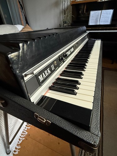 Fender rhodes mark stage - fender, ii