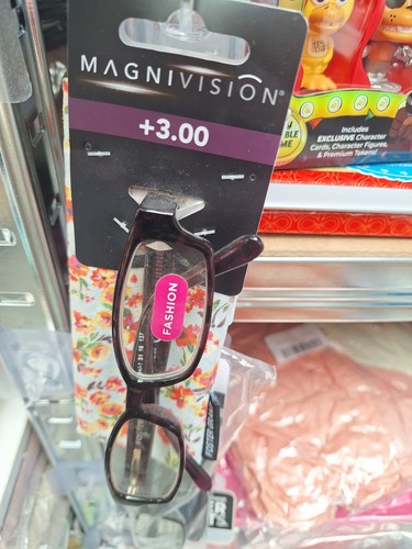 Magnivision 00 reading - magnivision, +3.00