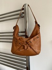 Cuero & moda tan leather bag