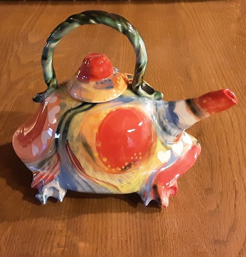 Super quirky handmade pottery - super,