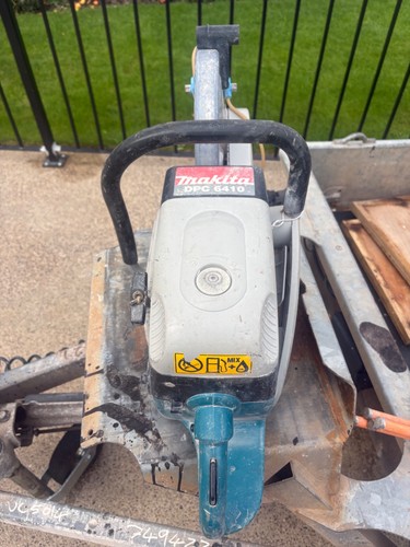 Makita petrol cut off saw - makita, dpc