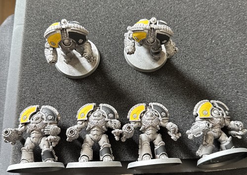 Horus heresy saturnine - horus,