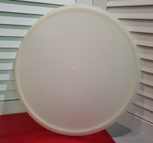 Vtg tupperware seal 224 sheer - 224,