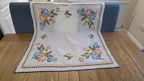 Vintage cream embroidered - vintage,