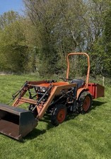 Kubota B7100 Compact Tractor