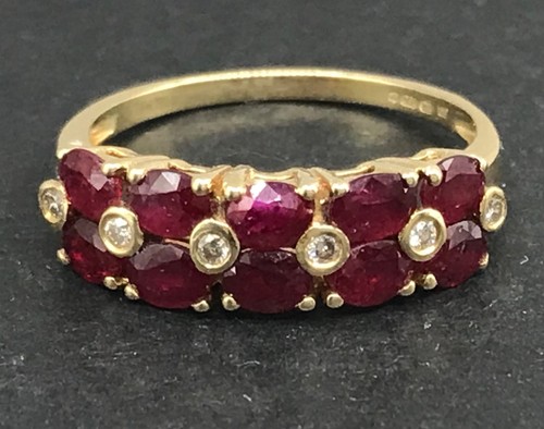 Ruby diamond ring 18ct - ruby,