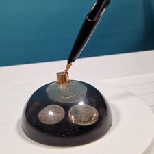 Retro Lucite desktop pen