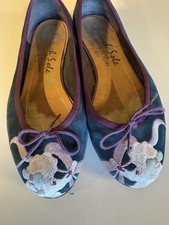 French Sole Designer Poodle