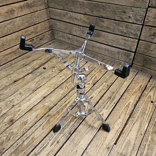 Snare drum stand tama - tama, vintage
