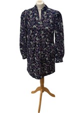 Press Ruffle Neck Printed Cord