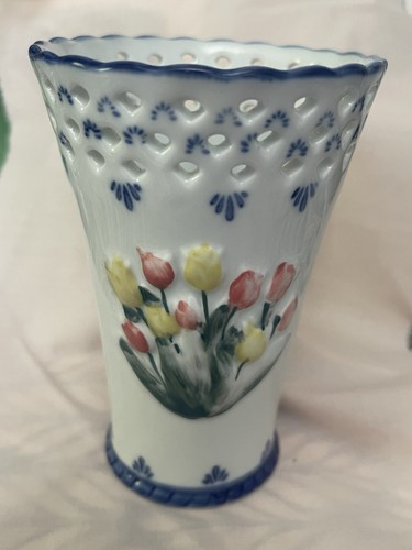 Vintage delftware vase - delftware,