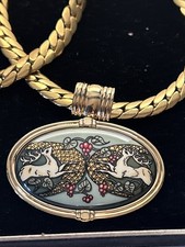 Michaela Frey Team Pendant