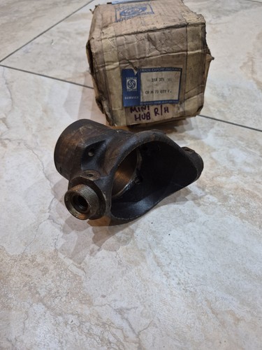 Classic mini swivel hub - mini,