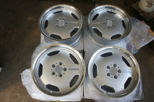 For r107 w124 - w124, r129