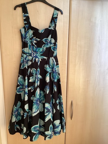 Blue black calf length swing - black,