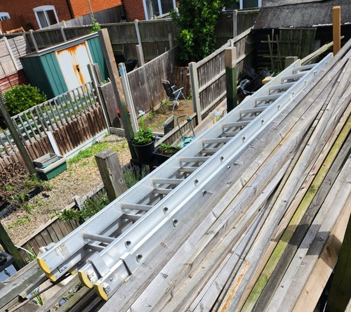 Triple extension ladders 3 - triple,