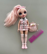 Rainbow High Bella Parker