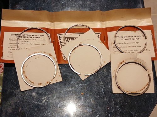 Wellworthy 020 piston ring - wellworthy,