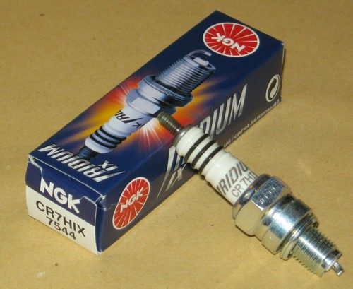 Spark plug ngk - plug, iridium