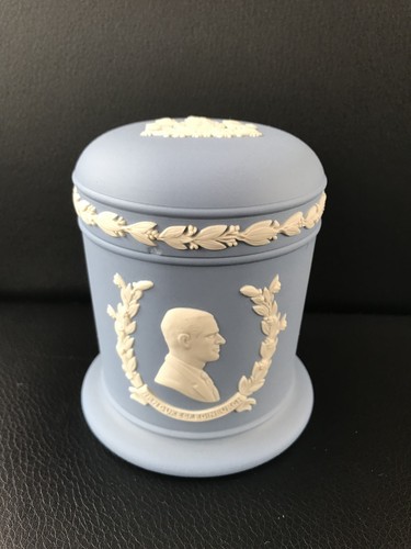 Wedgwood blue jasperware
