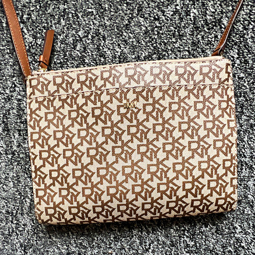 Dkny logo canvas crossbody bag - crossbody,