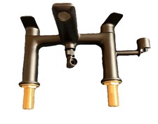 Bathstore Aero Deck Mounted