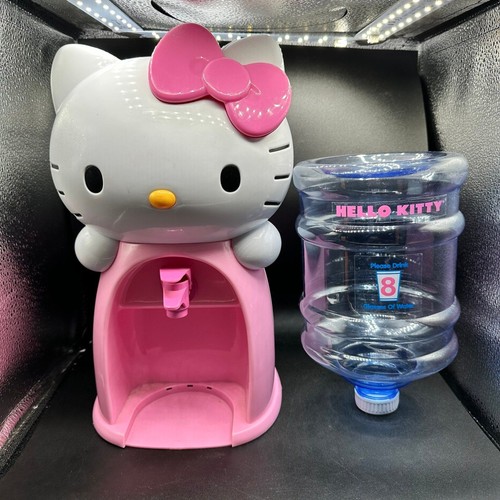 2013 sanrio hello kitty pink - 2013,