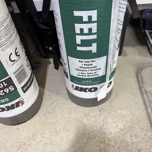 Green shed felt - green,