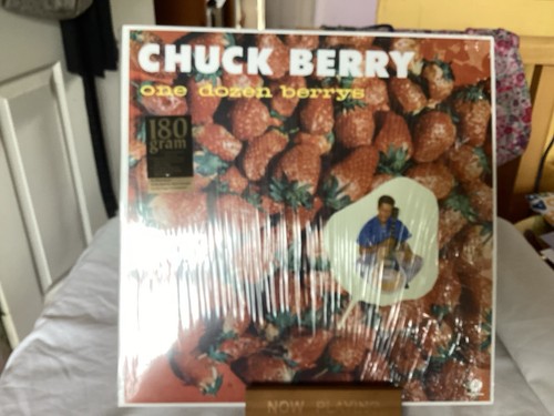 Chuck berry one dozen - chuck, berrys